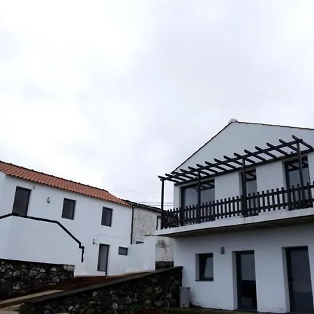 Beautiful One Bedroom Near The Sea In Apartment Sao Roque do Pico